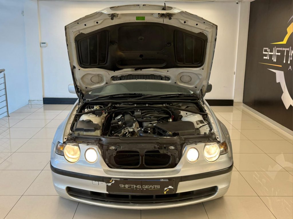 2004 BMW 318ti Auto
