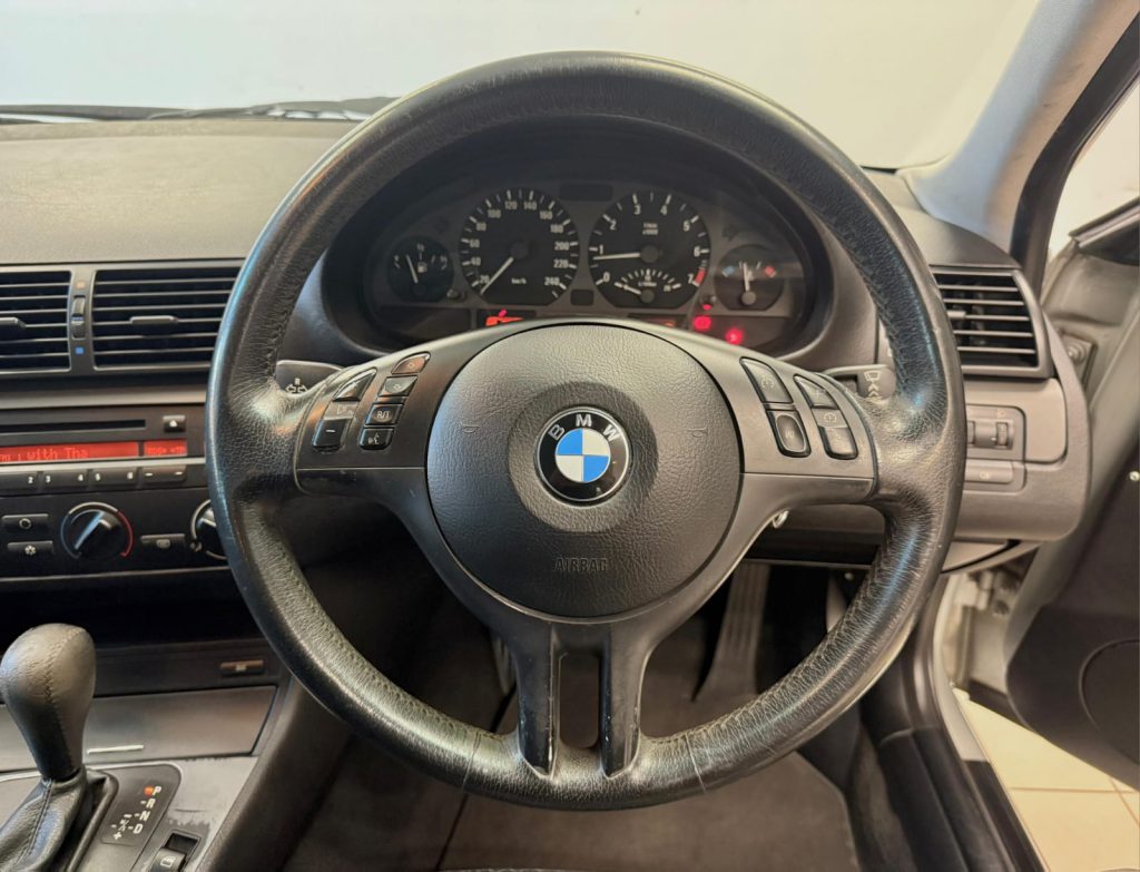 2004 BMW 318ti Auto
